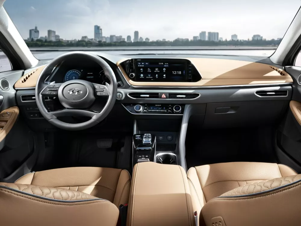 Автомобиль Hyundai Sonata VIII (DN8) Седан