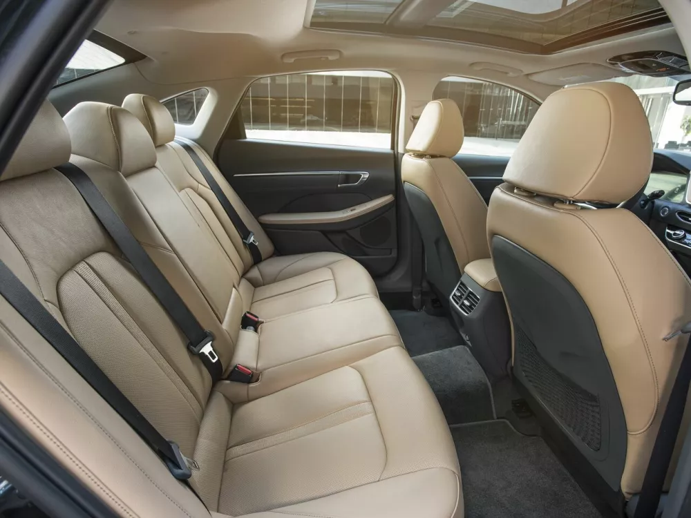 Автомобиль Hyundai Sonata VIII (DN8) Седан