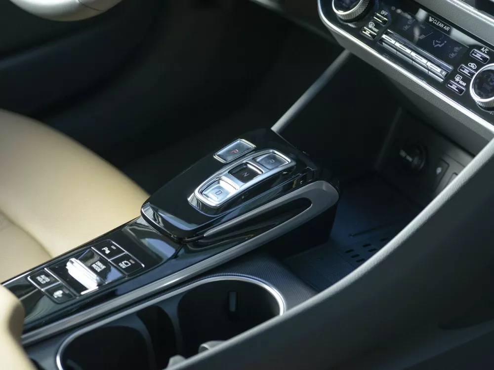 Автомобиль Hyundai Sonata VIII (DN8) Седан