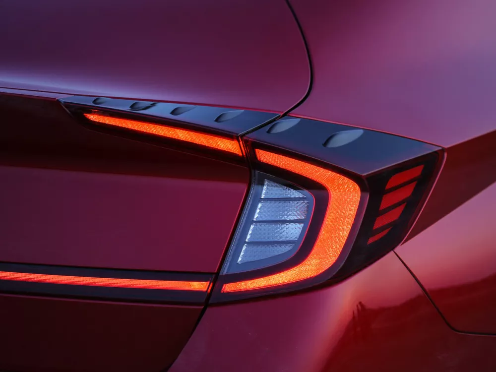 Автомобиль Hyundai Sonata VIII (DN8) Седан