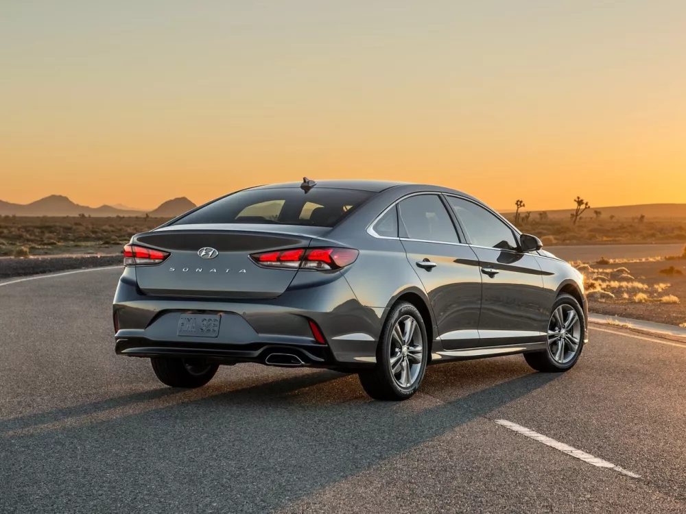 Автомобиль Hyundai Sonata VII (LF) Рестайлинг Седан