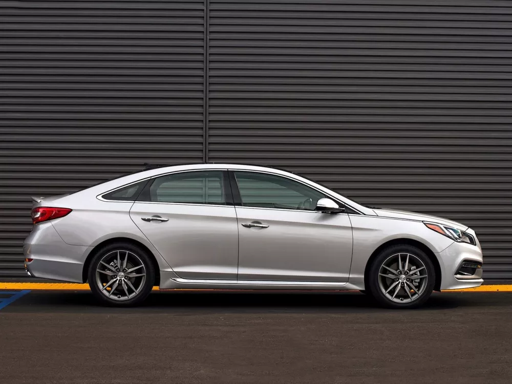 Автомобиль Hyundai Sonata VII (LF) Седан