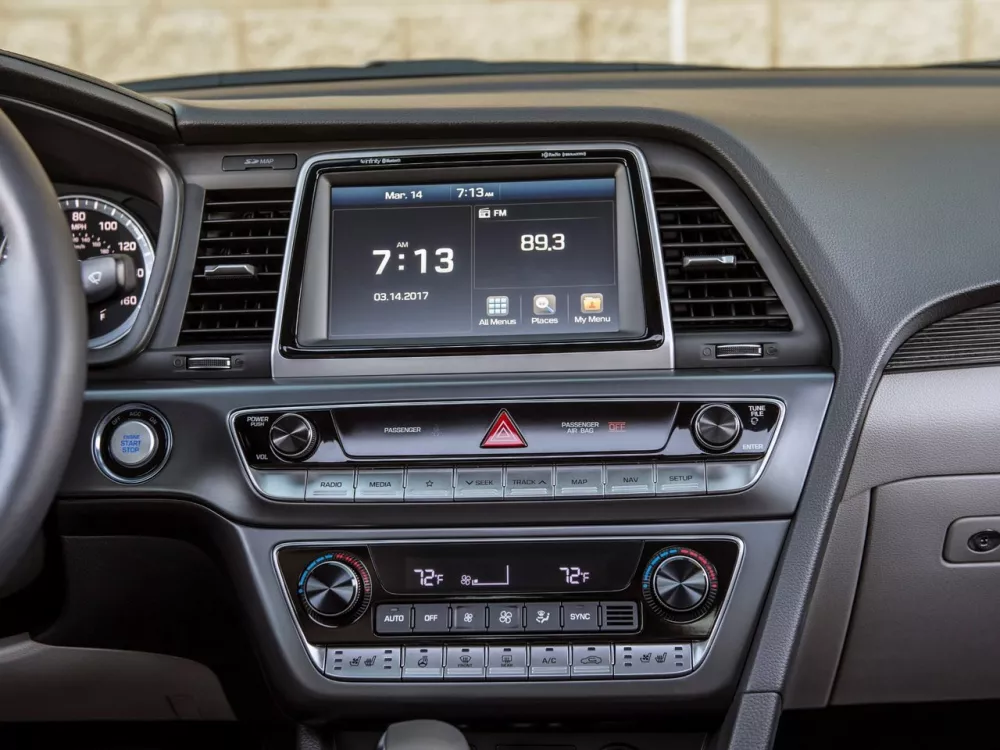 Автомобиль Hyundai Sonata VII (LF) Рестайлинг Седан
