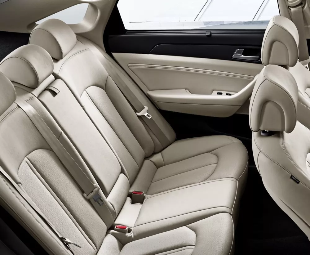 Автомобиль Hyundai Sonata VII (LF) Седан