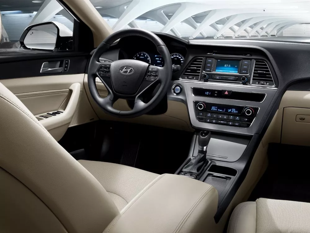 Автомобиль Hyundai Sonata VII (LF) Седан