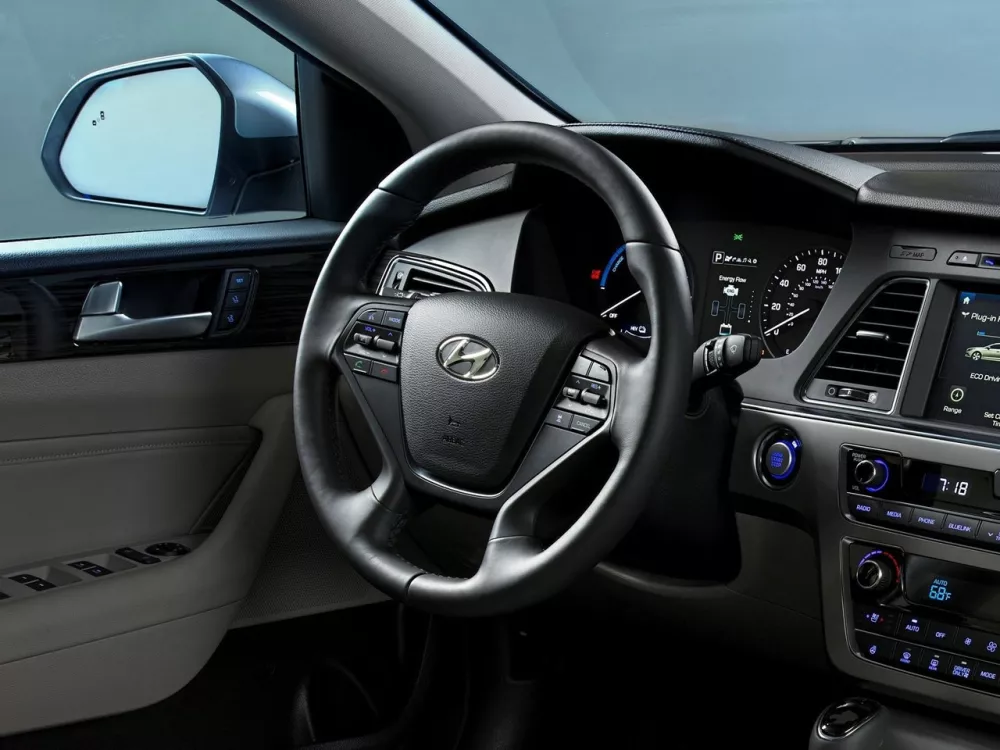 Автомобиль Hyundai Sonata VII (LF) Седан
