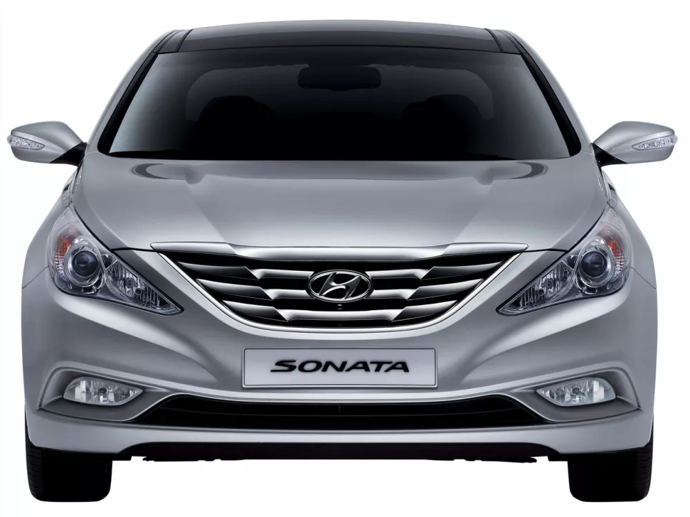 Автомобиль Hyundai Sonata VI (YF) Седан