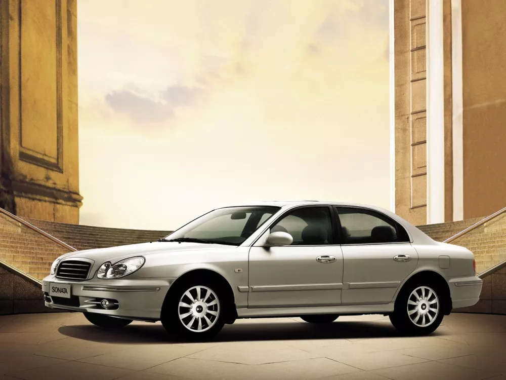 Автомобиль Hyundai Sonata IV (EF) Рестайлинг Седан