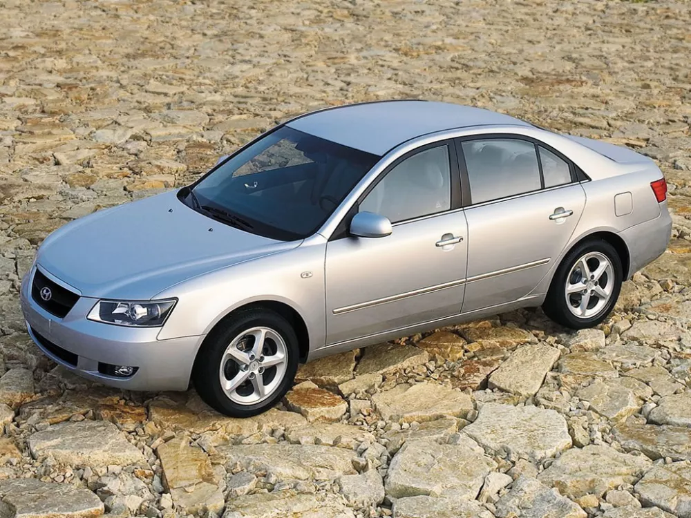 Автомобиль Hyundai Sonata V (NF) Седан