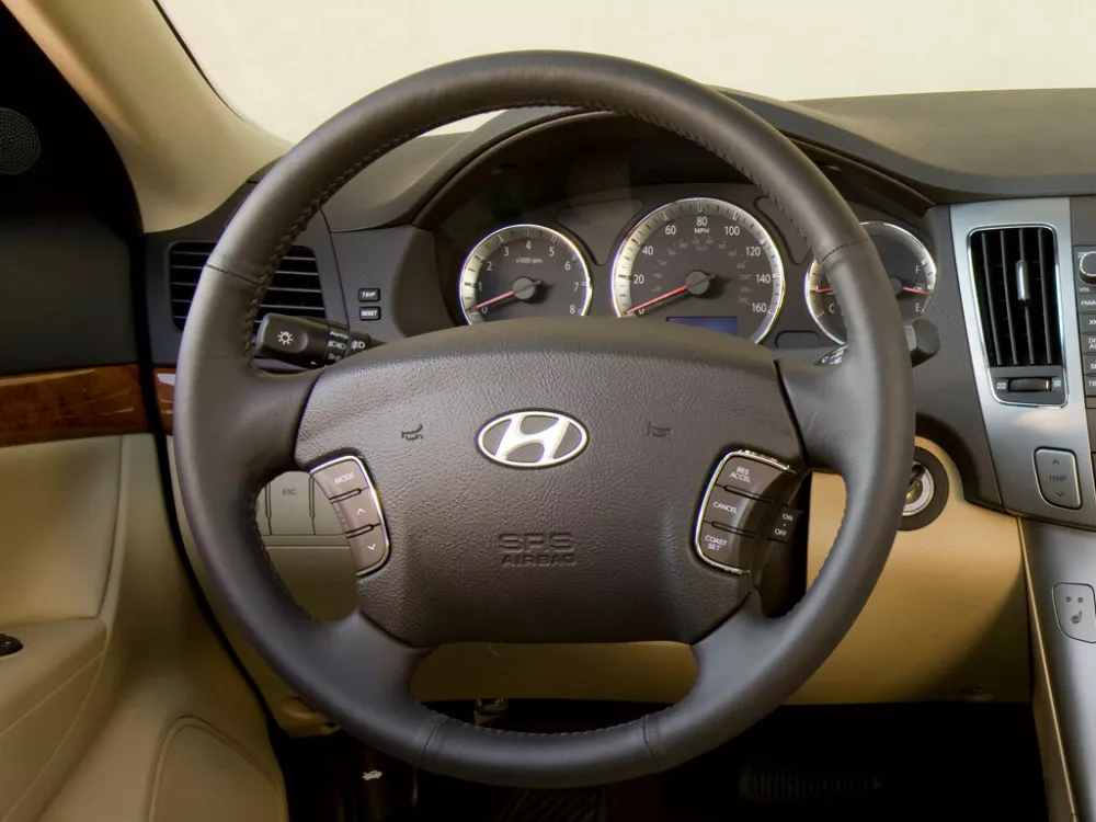 Автомобиль Hyundai Sonata V (NF) Рестайлинг Седан
