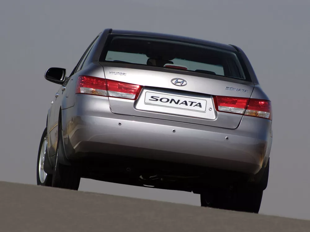 Автомобиль Hyundai Sonata V (NF) Седан