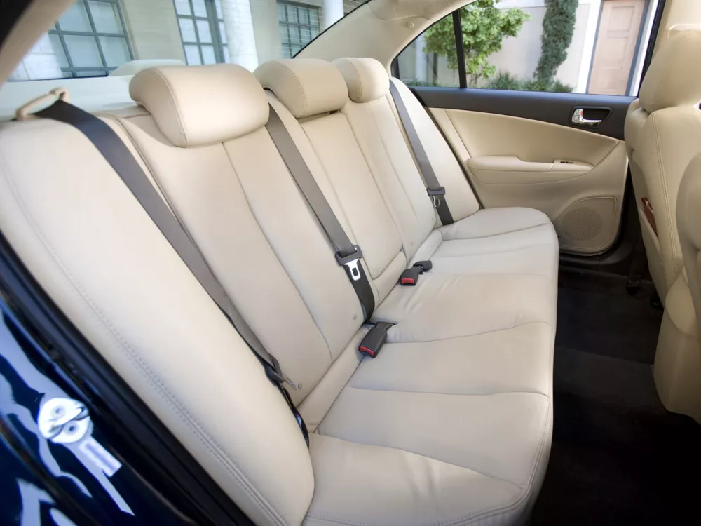 Автомобиль Hyundai Sonata V (NF) Седан
