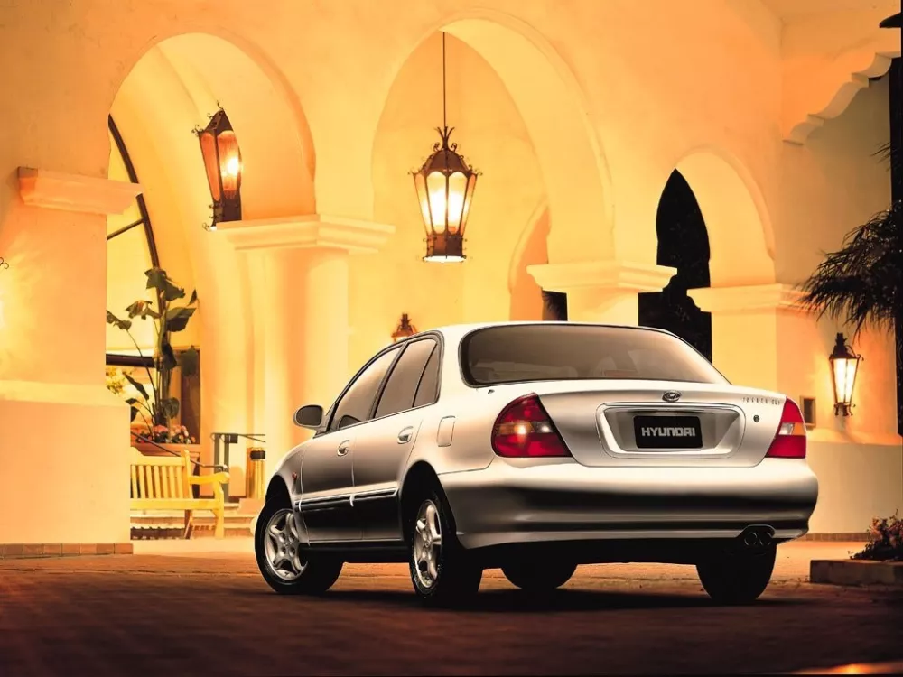 Автомобиль Hyundai Sonata III Рестайлинг Седан