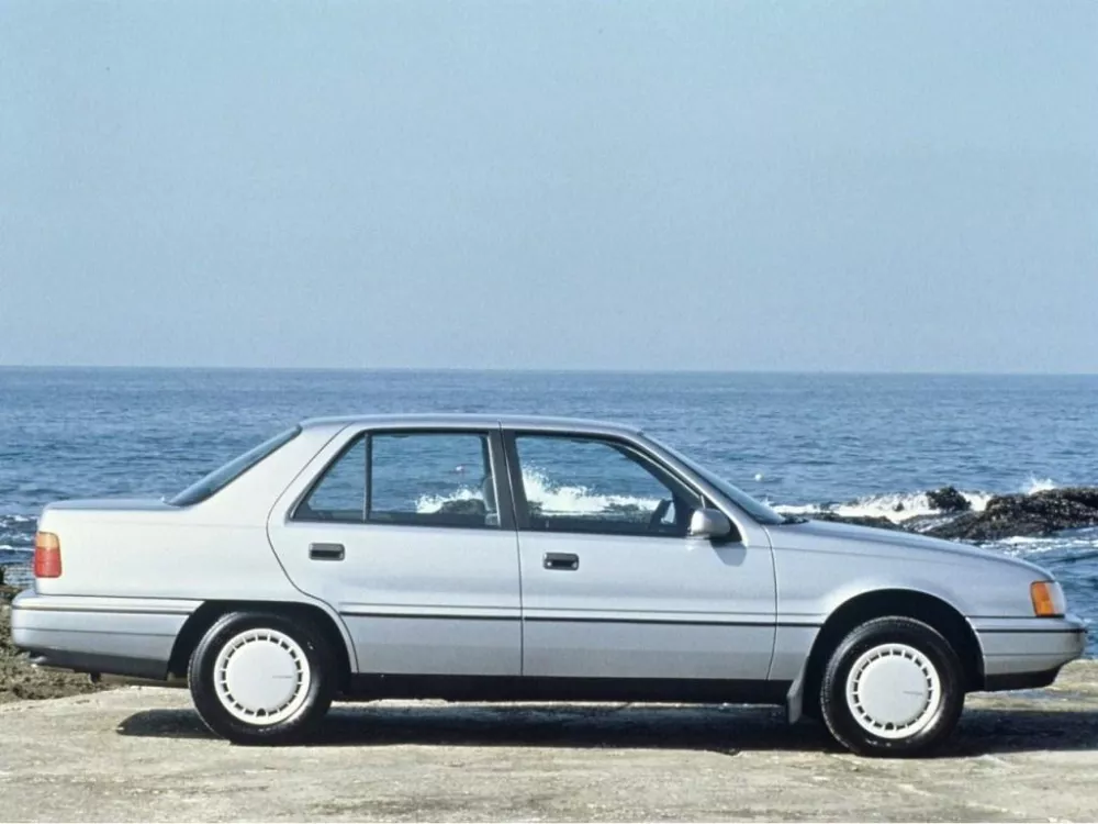 Автомобиль Hyundai Sonata II Седан