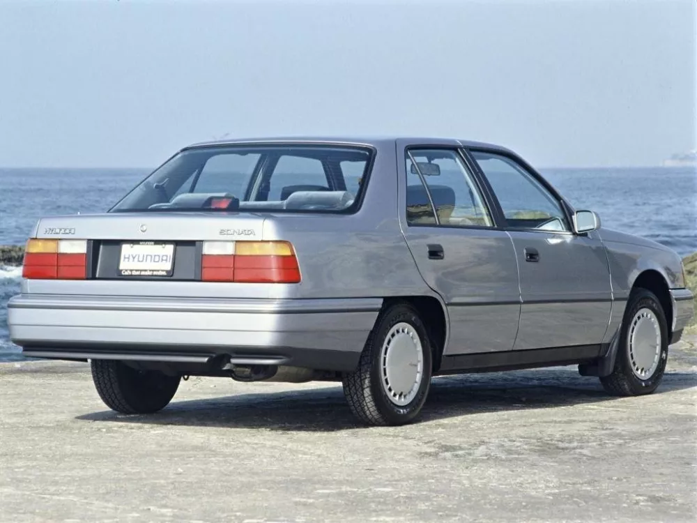 Автомобиль Hyundai Sonata II Седан