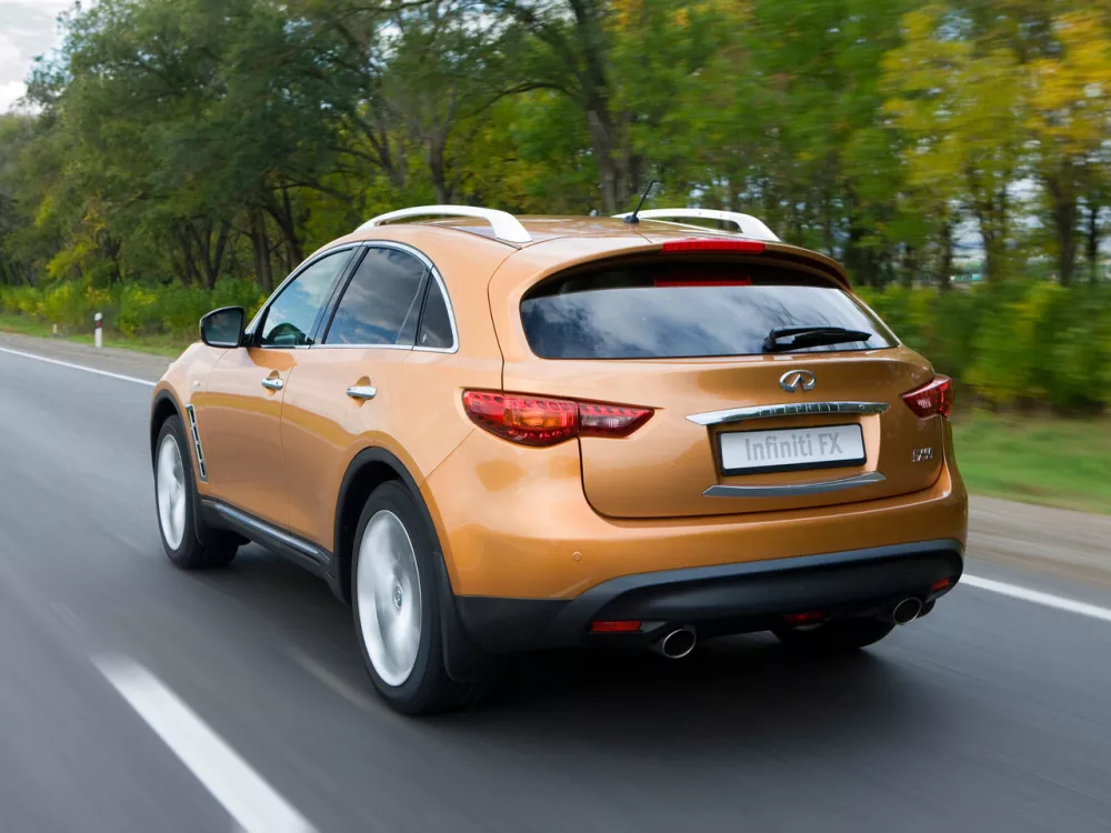 Автомобиль Infiniti FX II (S51) Внедорожник (5 дверей)