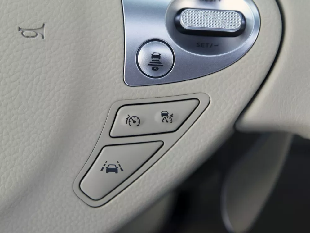 Автомобиль Infiniti FX II (S51) Рестайлинг Внедорожник (5 дверей)