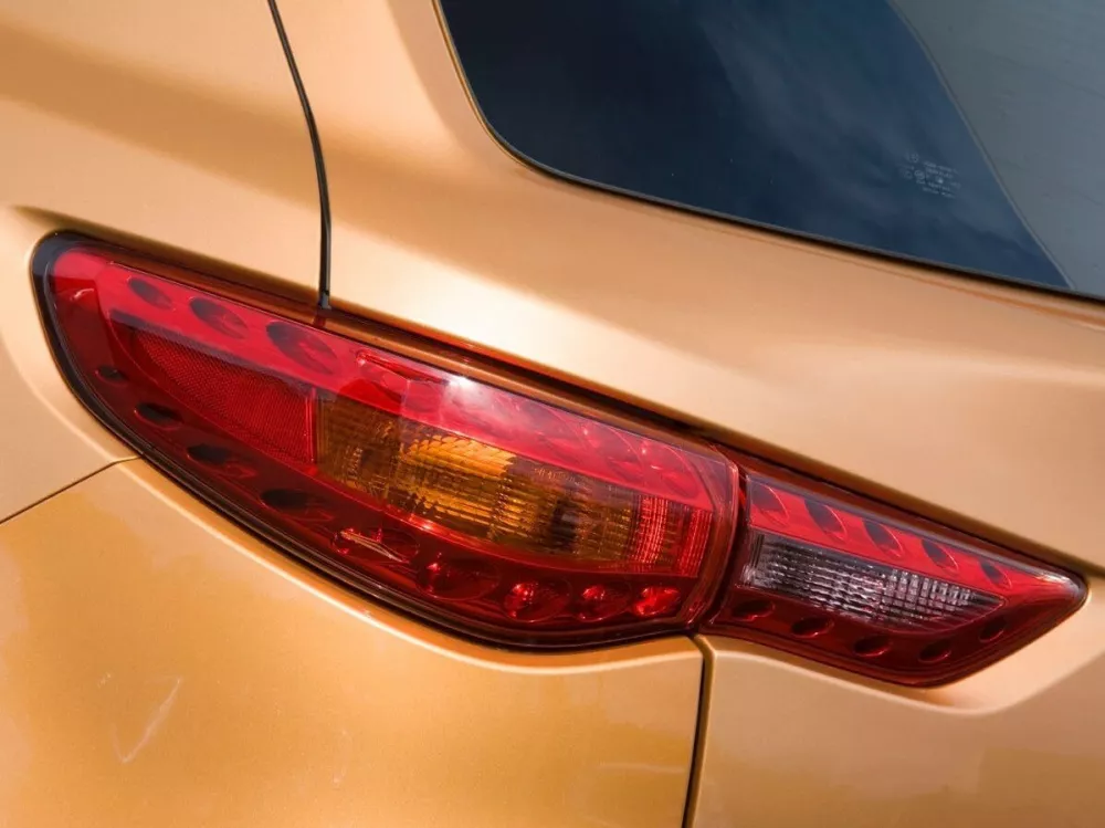 Автомобиль Infiniti FX II (S51) Внедорожник (5 дверей)