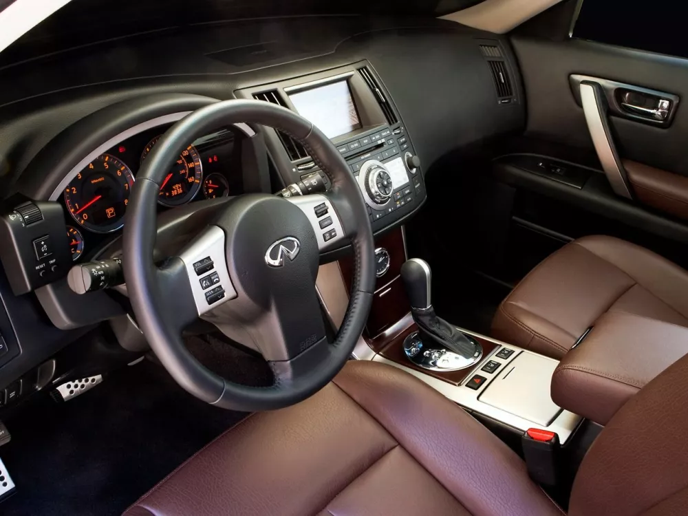 Автомобиль Infiniti FX I (S50) Рестайлинг Внедорожник (5 дверей)