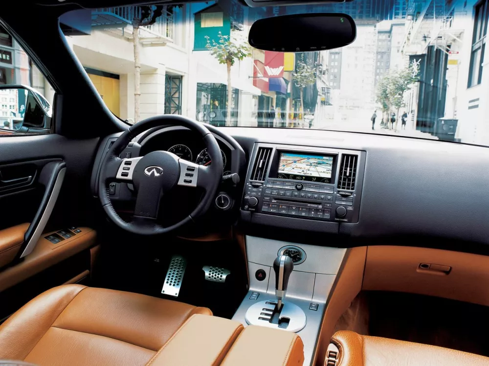 Автомобиль Infiniti FX I (S50) Внедорожник (5 дверей)