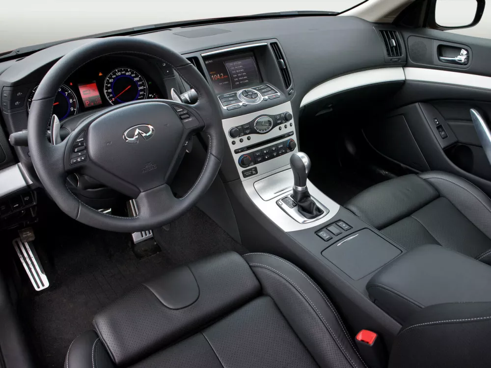 Автомобиль Infiniti G IV Купе