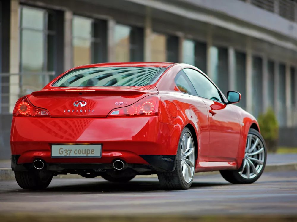 Автомобиль Infiniti G IV Купе