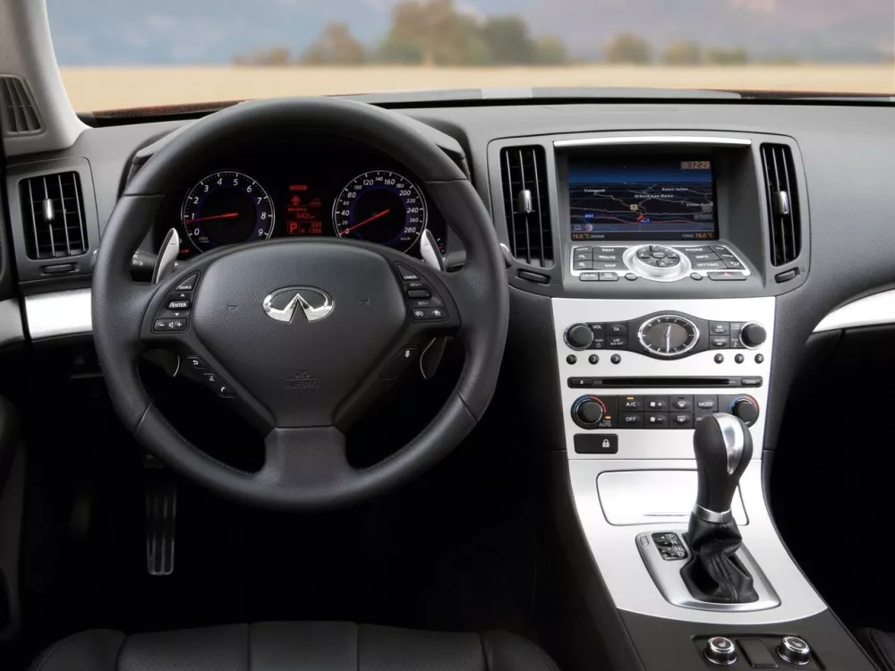 Автомобиль Infiniti G IV Купе
