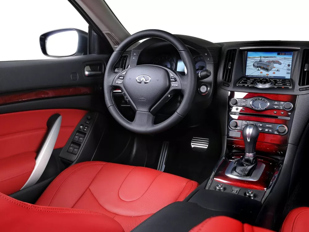 Автомобиль Infiniti G IV Кабриолет
