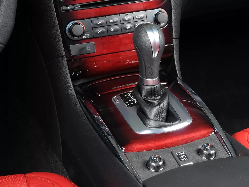 Автомобиль Infiniti G IV Кабриолет