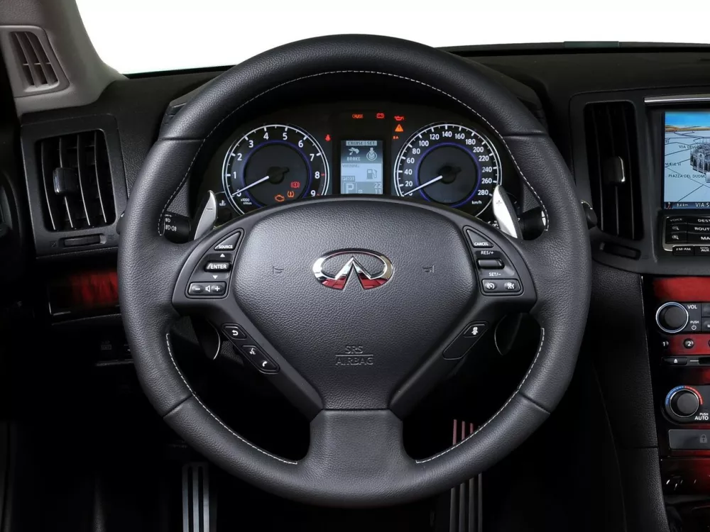 Автомобиль Infiniti G IV Кабриолет
