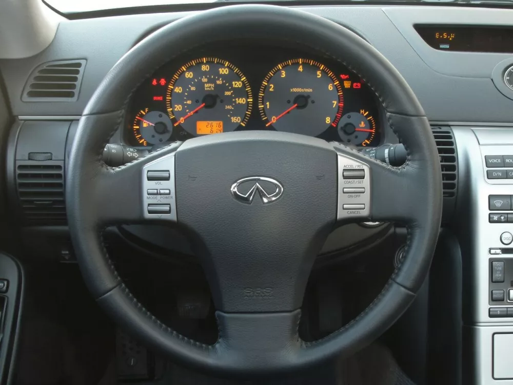 Автомобиль Infiniti G III Седан