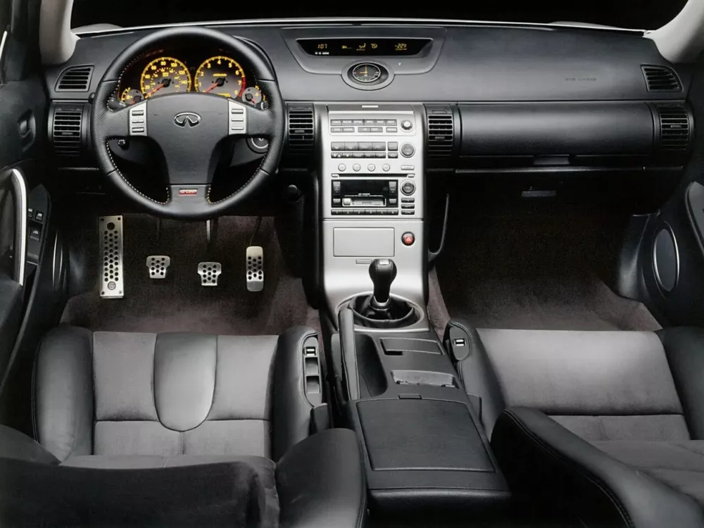 Автомобиль Infiniti G III Купе