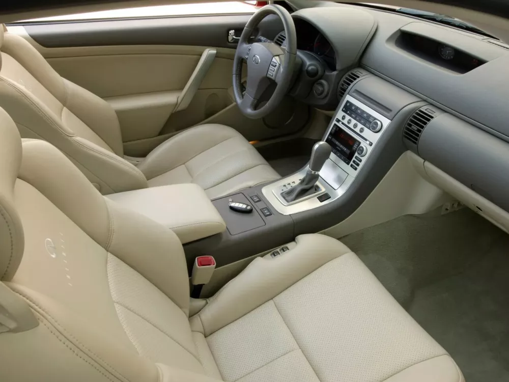 Автомобиль Infiniti G III Купе
