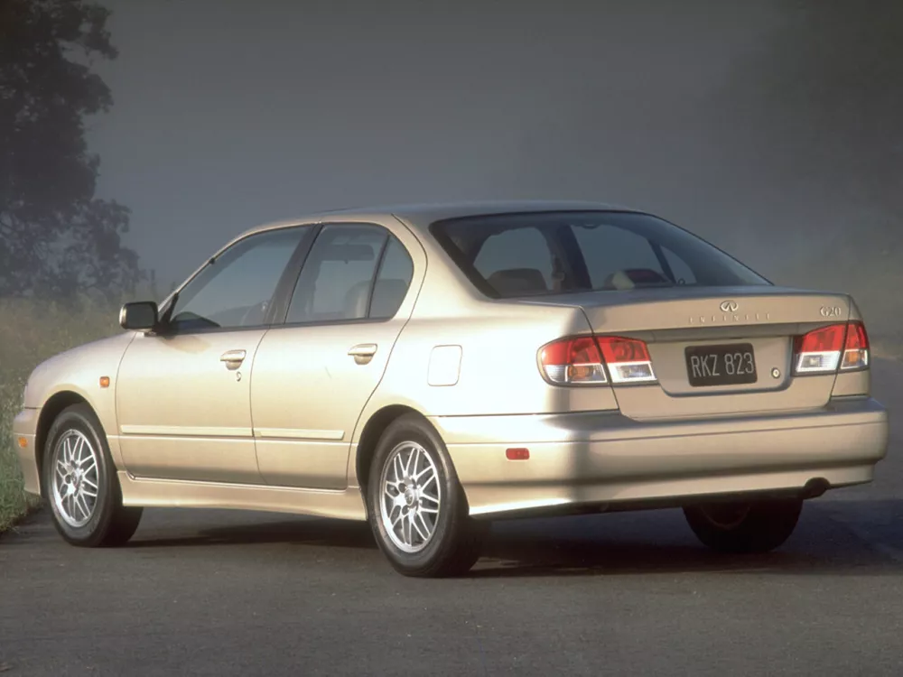Автомобиль Infiniti G II Седан