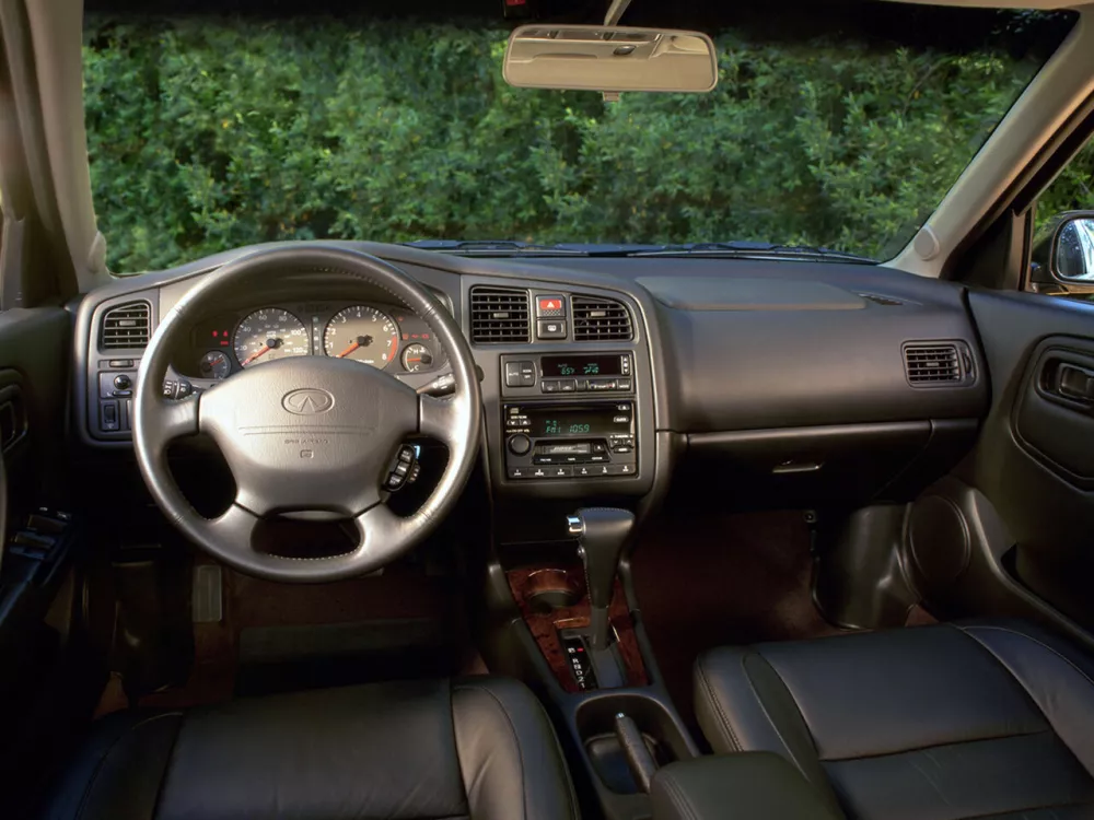 Автомобиль Infiniti G II Седан