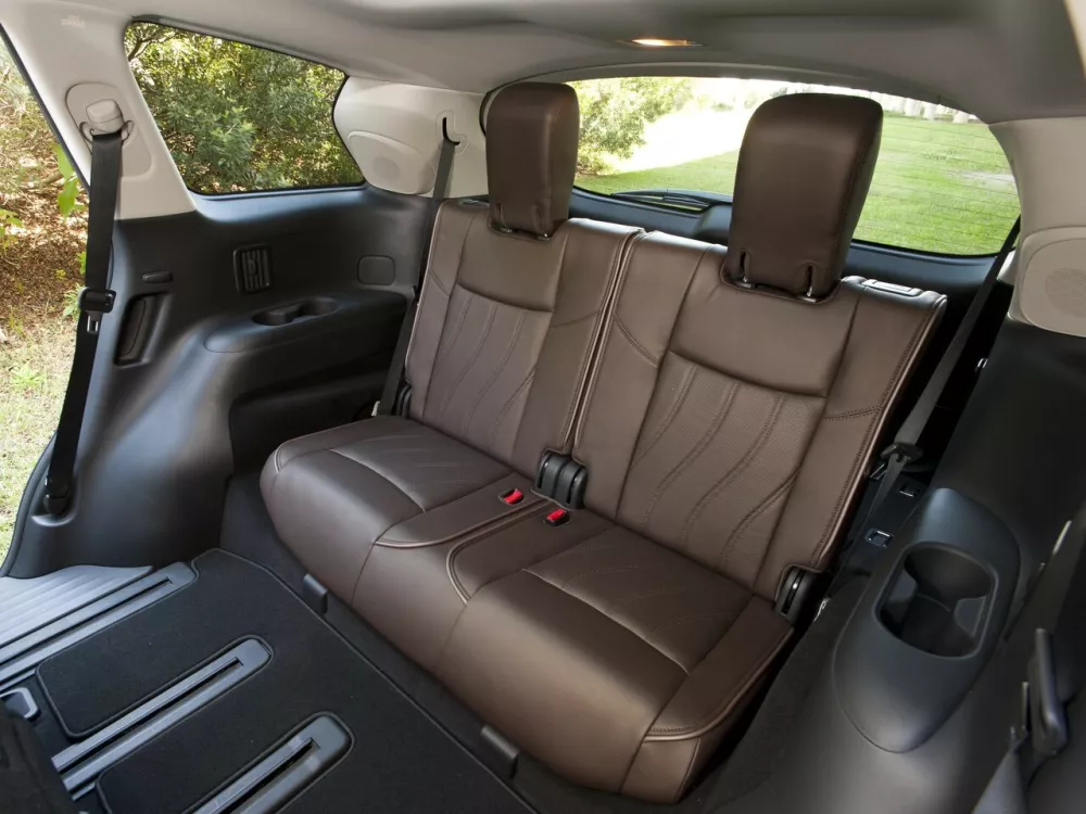 Автомобиль Infiniti JX Внедорожник (5 дверей)