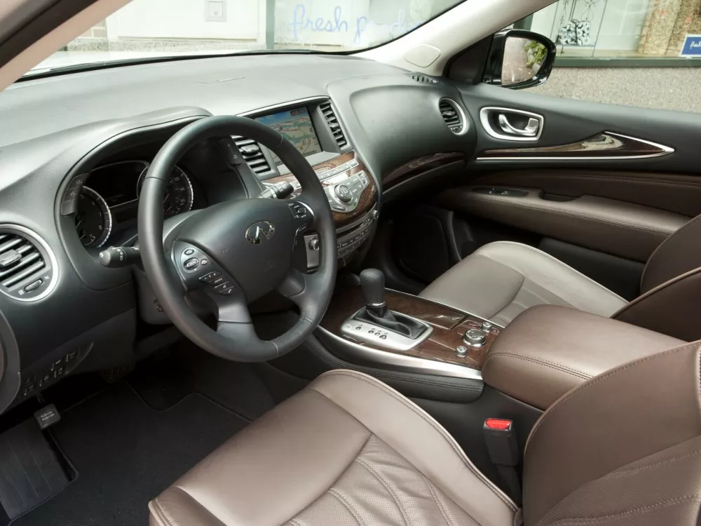 Автомобиль Infiniti JX Внедорожник (5 дверей)