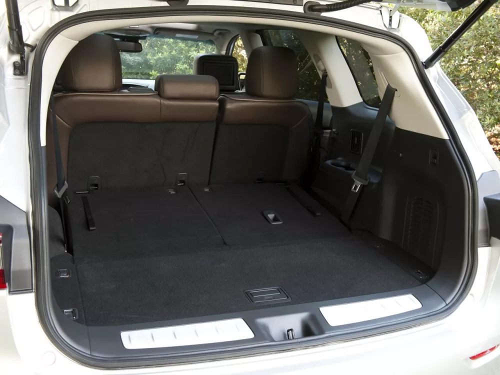 Автомобиль Infiniti JX Внедорожник (5 дверей)
