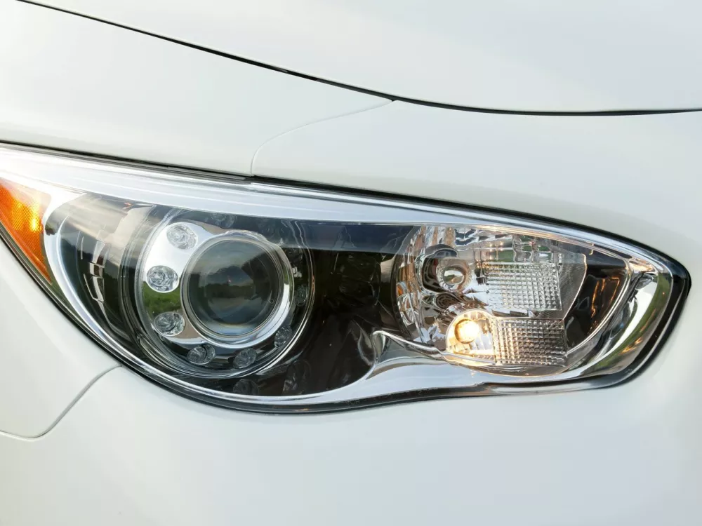 Автомобиль Infiniti JX Внедорожник (5 дверей)