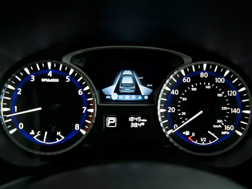 Автомобиль Infiniti JX Внедорожник (5 дверей)