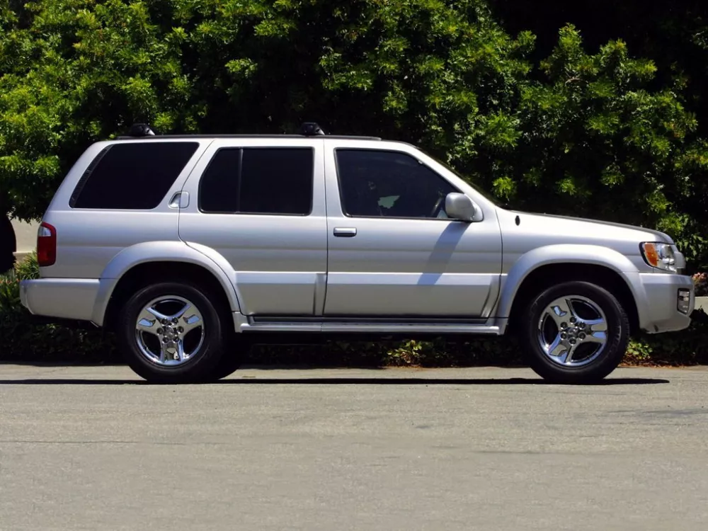 Автомобиль Infiniti QX4 I Внедорожник (5 дверей)