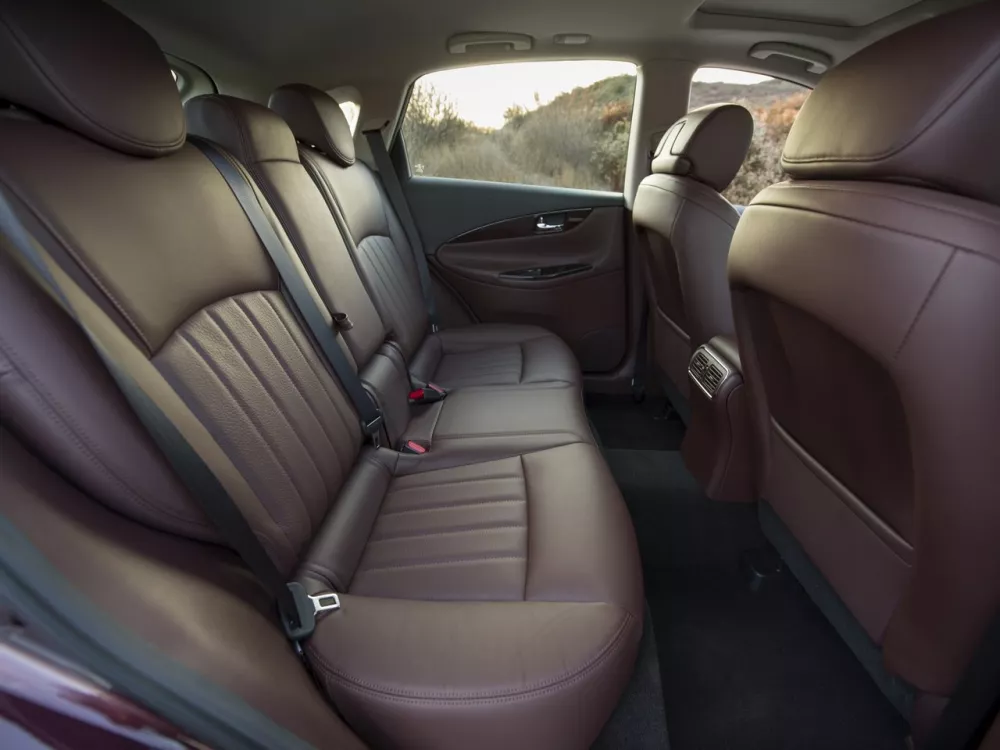 Автомобиль Infiniti QX50 I Рестайлинг Внедорожник (5 дверей)