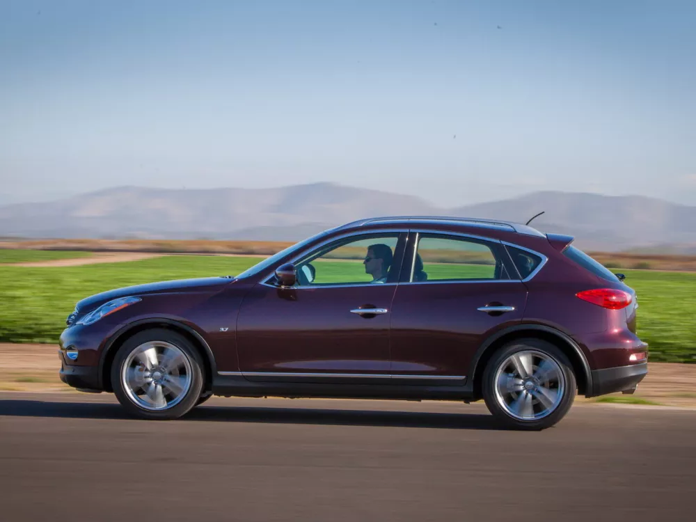 Автомобиль Infiniti QX50 I Внедорожник (5 дверей)