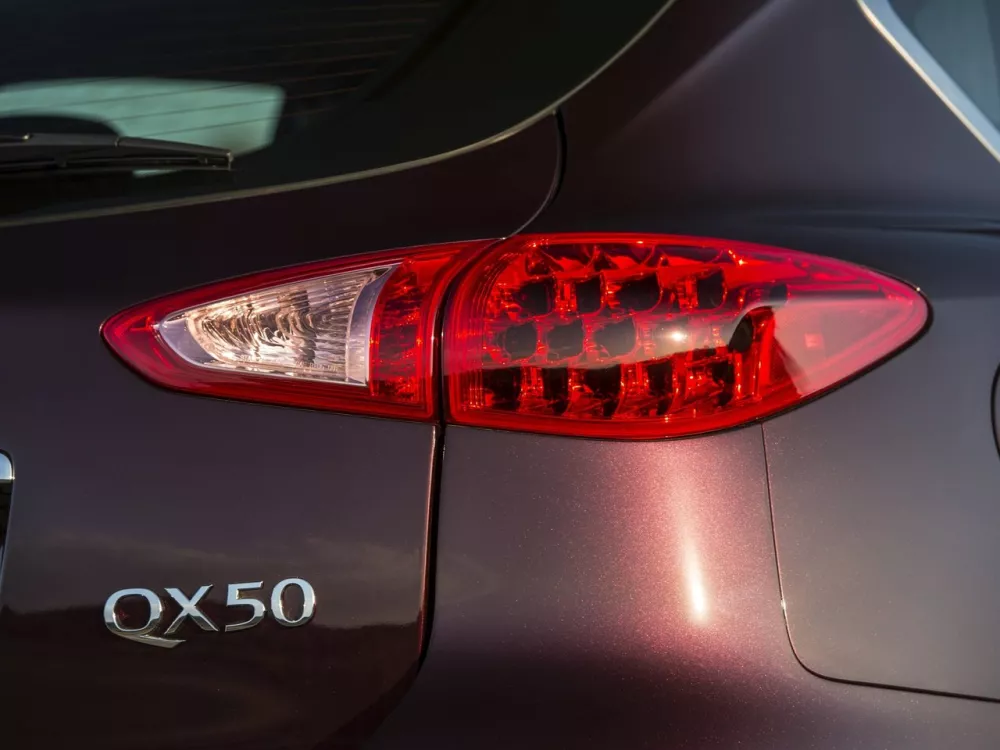 Автомобиль Infiniti QX50 I Рестайлинг Внедорожник (5 дверей)