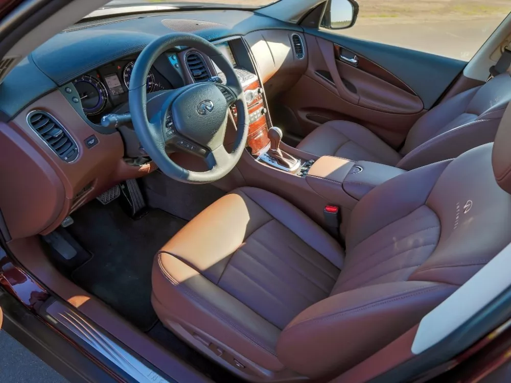 Автомобиль Infiniti QX50 I Внедорожник (5 дверей)