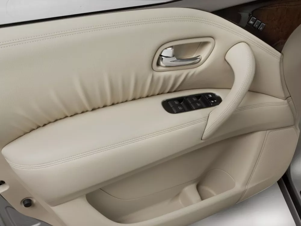 Автомобиль Infiniti QX56 II Внедорожник (5 дверей)