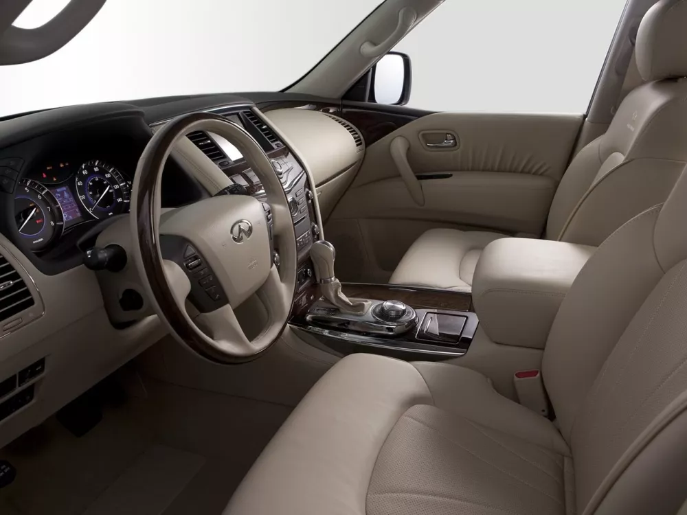 Автомобиль Infiniti QX56 II Внедорожник (5 дверей)