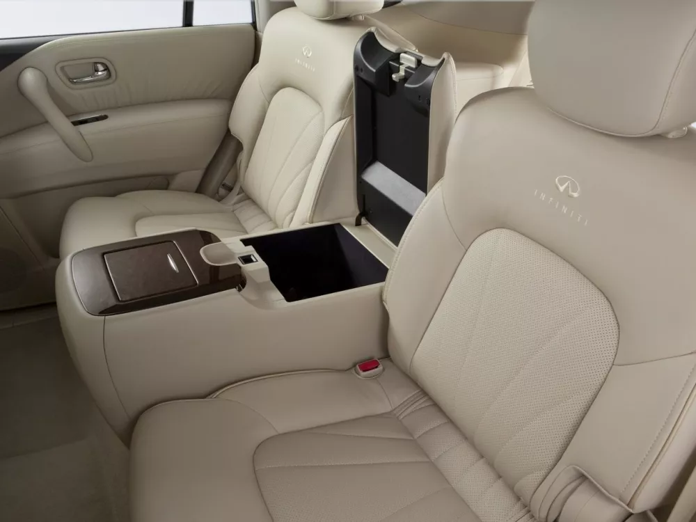 Автомобиль Infiniti QX56 II Внедорожник (5 дверей)