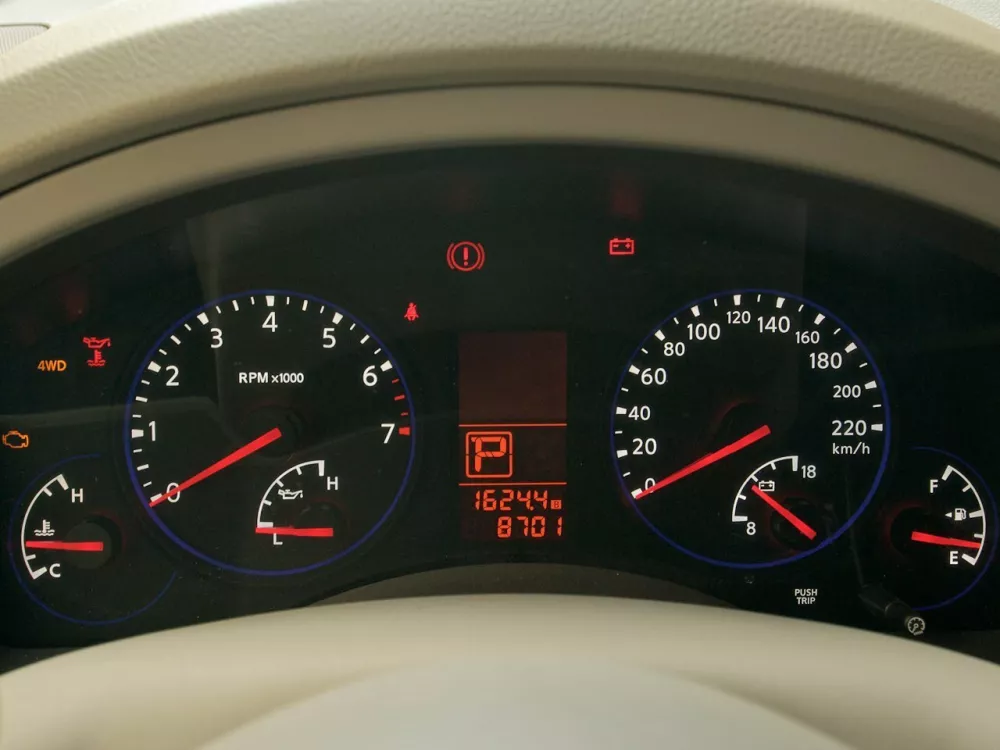 Автомобиль Infiniti QX56 I Рестайлинг Внедорожник (5 дверей)