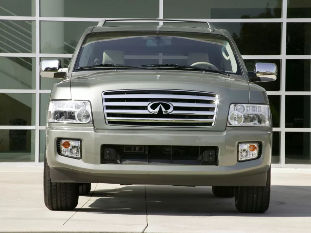 Автомобиль Infiniti QX56 I Внедорожник (5 дверей)